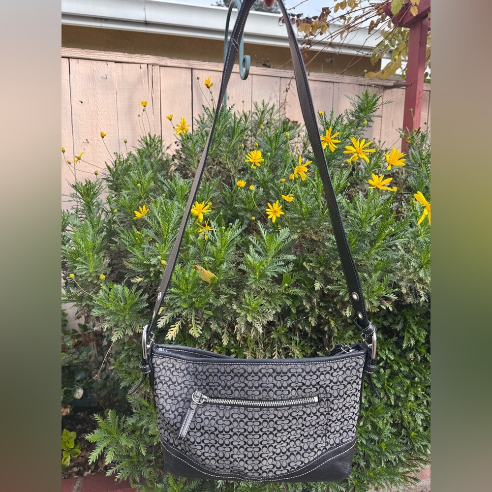 Vintage Coach Soho Hobo Adjustable Strap or Crossbody Bag